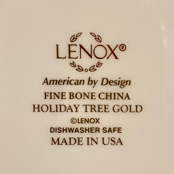 NWT - Lenox Holiday Tree Accent Luncheon Plate, 9-1/4” - Picture 4 of 4